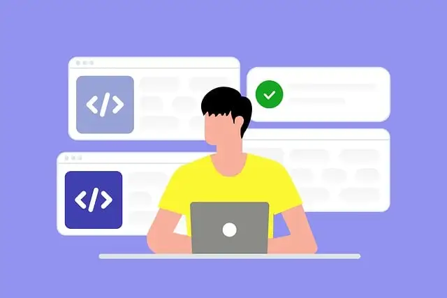 Développeur web en train de créer un site internet